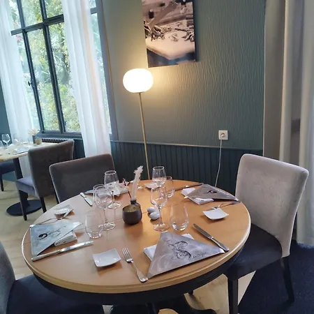 Restaurant Le Bosquet ホテル 2*