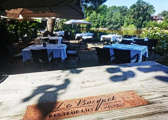 מלון Restaurant Le Bosquet Les Ponts-de-Cé