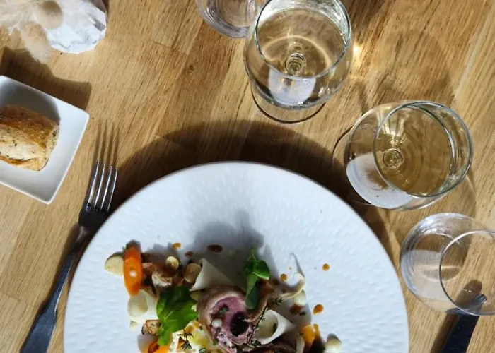 Restaurant Le Bosquet מלון 2*