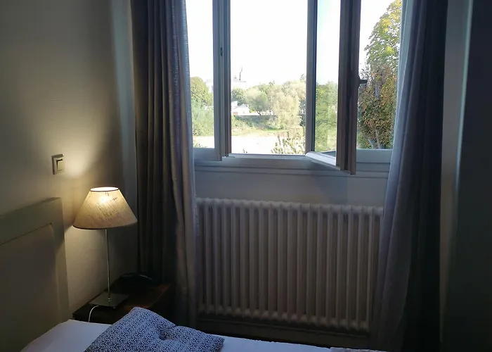 Hotel Restaurant Le Bosquet 2*